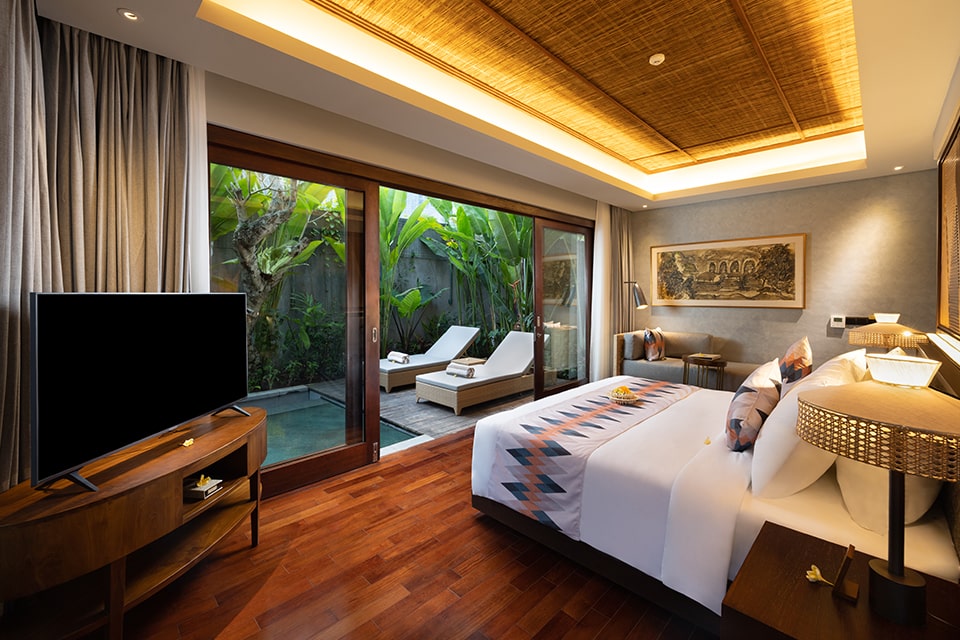 Suite Room with Pool